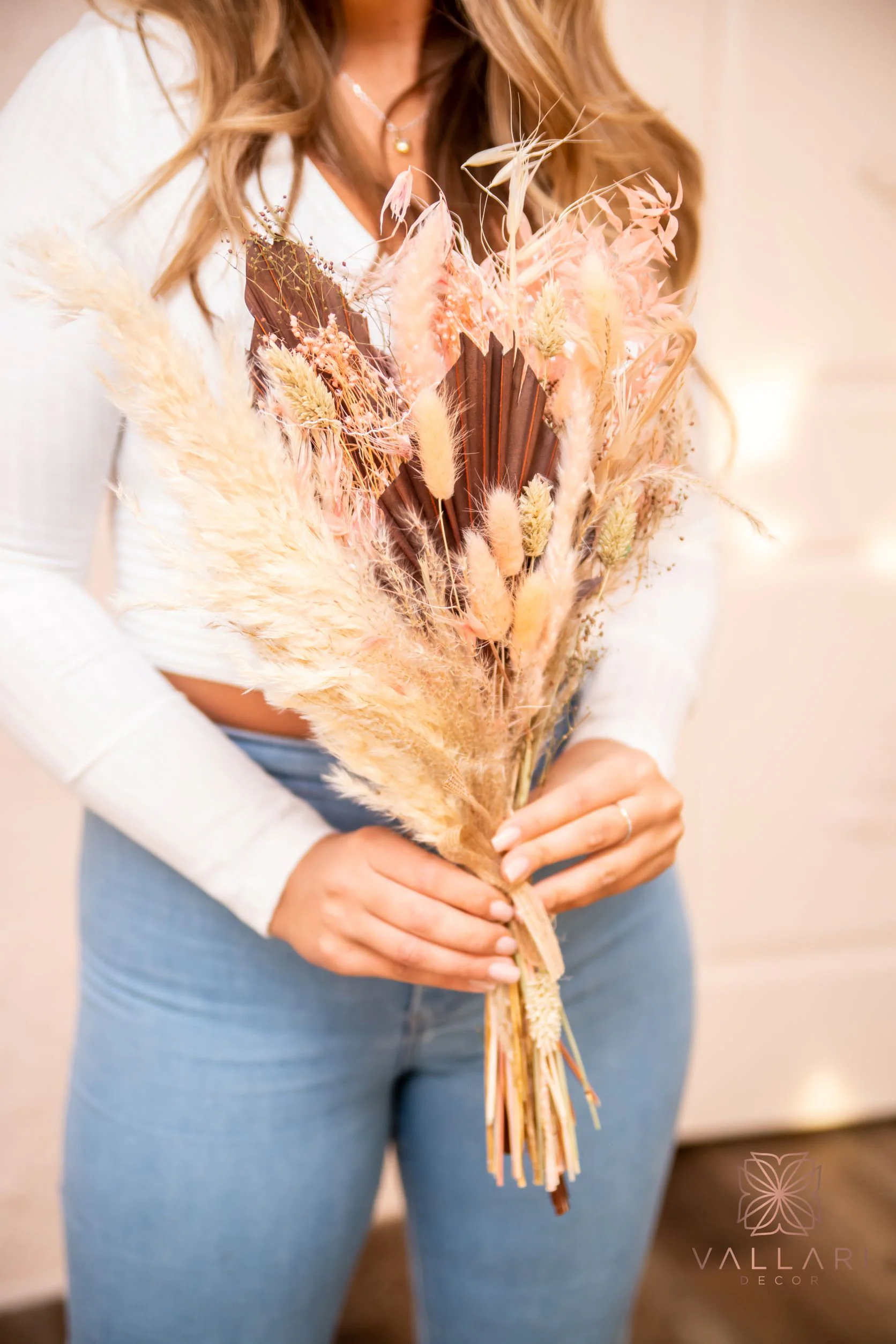 Dried Pink and Brown Floral Bouquet/25"/Palm Spades/Reed/Dried Pampas/Pampas Bouquet Decor/Boho Pampas/Boho Bouquet/Bunny tail/Aveena
