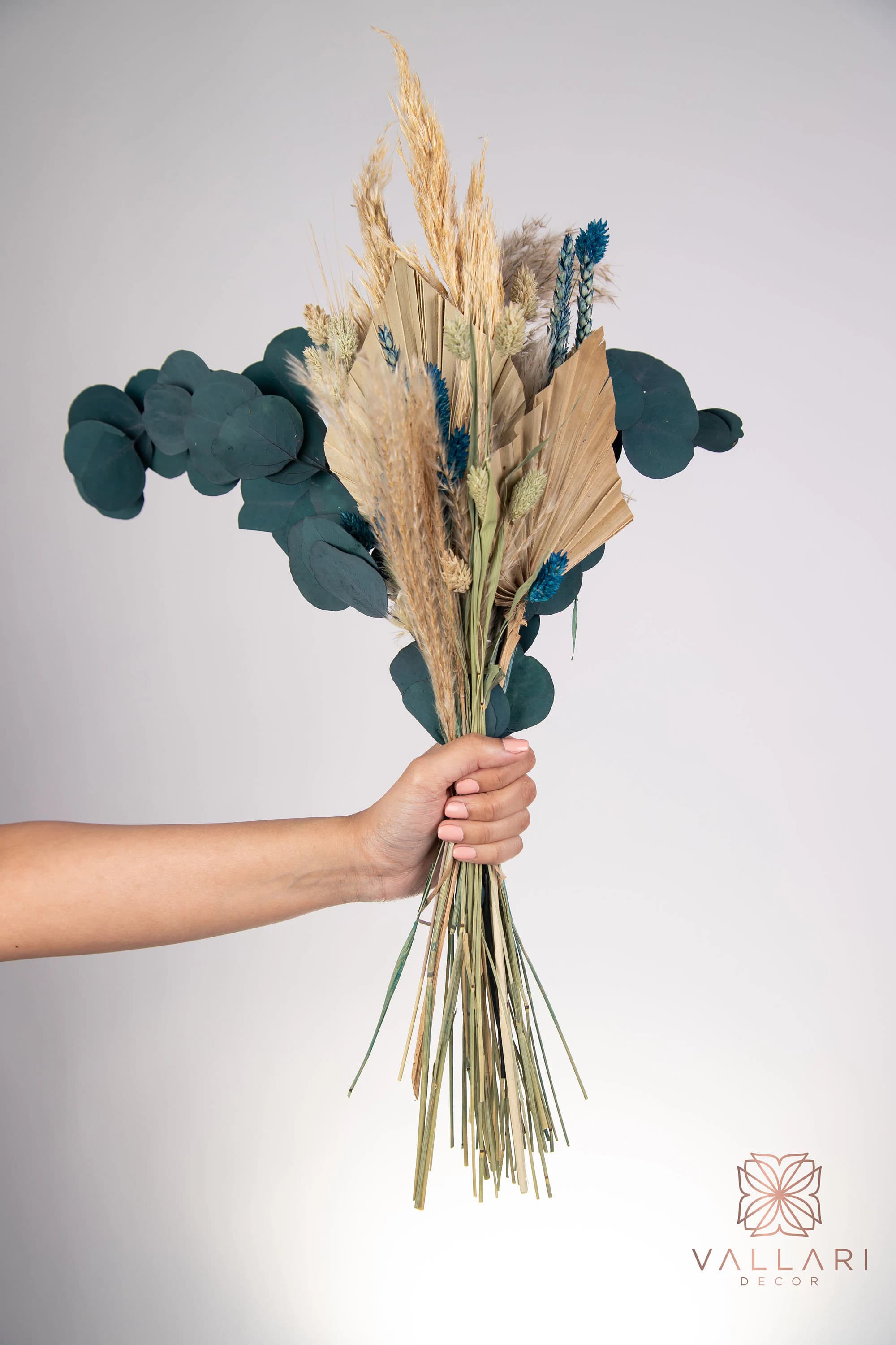 DRIED Mini Green Euca Floral Pampas FLORAL Bouquet/25"/Palm Spades/Reed/Dried Pampas/Pampas Bouquet Decor/Boho Pampas/Bouquet/Bunny Tail