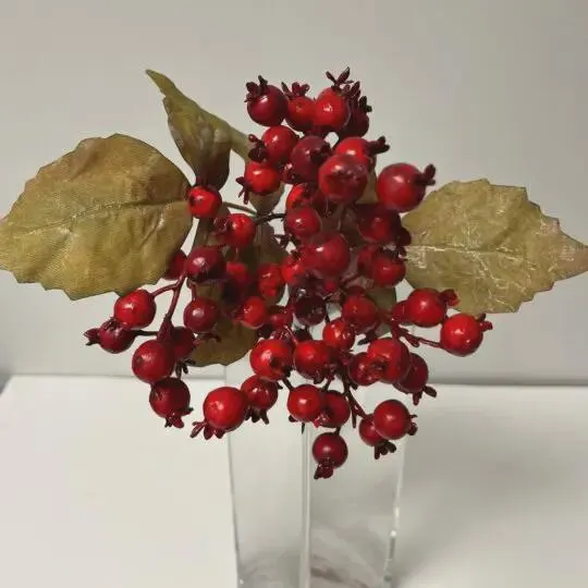 30" Berry with Leaves Spray/Sprays/Wedding Decor/Holiday Decor/Fall Decor/Table Decor/Cedar Spray/Natural Spray/DIY Craft/Holiday DIY