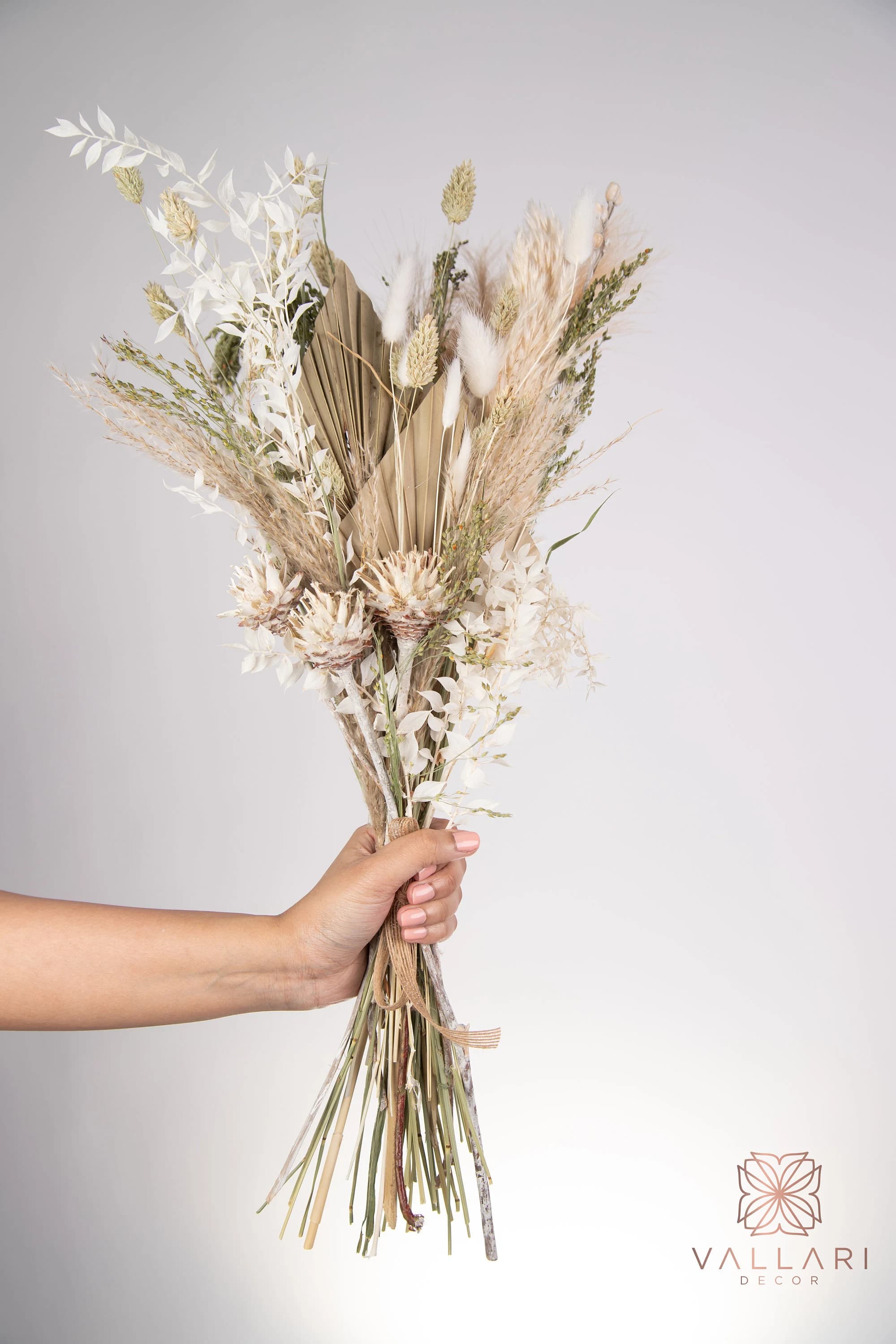 DRIED Naturally Moss Floral Pampas Bouquet/25"/Palm Spades/Reed/Dried Pampas/Pampas Bouquet Decor/Boho Pampas/Bouquet/Bunny Tail