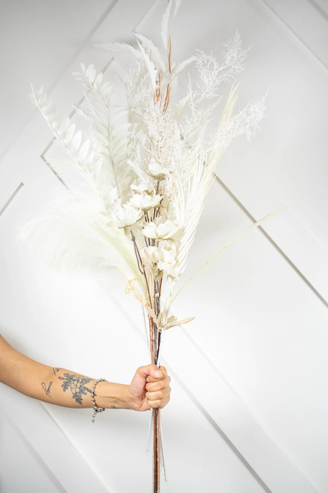 Artificial Ivory Faux Floral Bouquet/Wedding Bouquet/Bridemaids Bouquets/Artificial Bouquets/Faux Pampas Bouquets/Floral Wedding Pampas