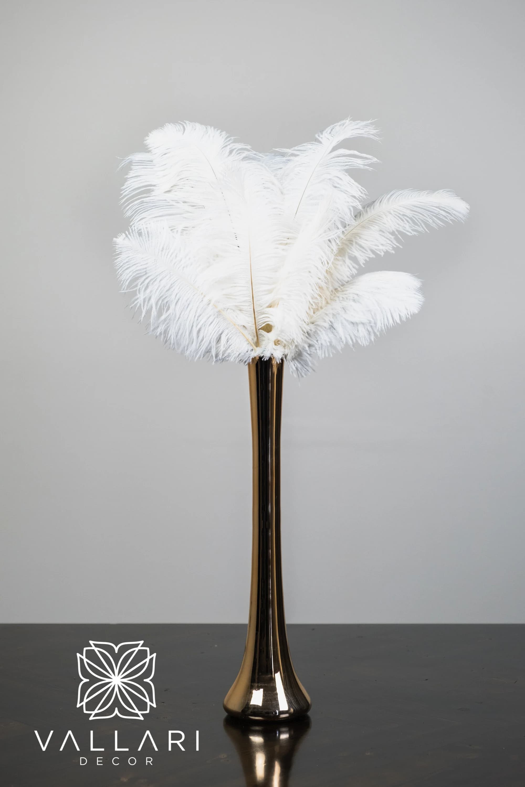 20" Gold Ostrich Feather Centerpiece Kits With Round Eiffel Tower Vase