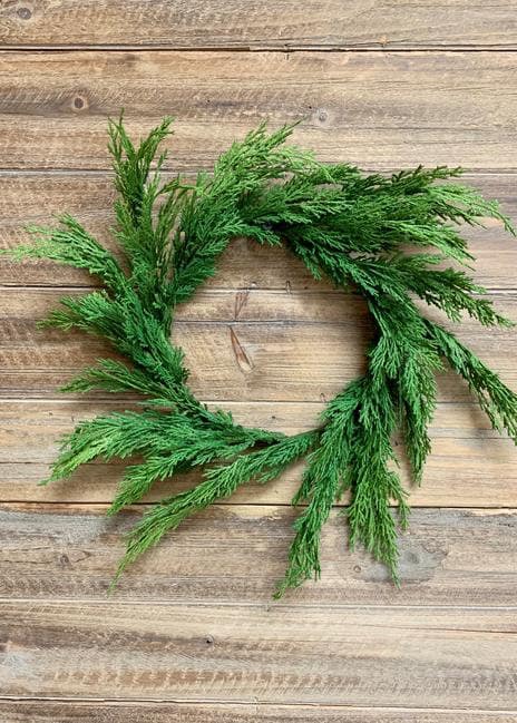 16" Fresh Touch Whispy Cedar Wreath/Green Artificial Wreath/Green Wreath/Natural Looking Wreath/Outdoor Wreath/Green Outdoor