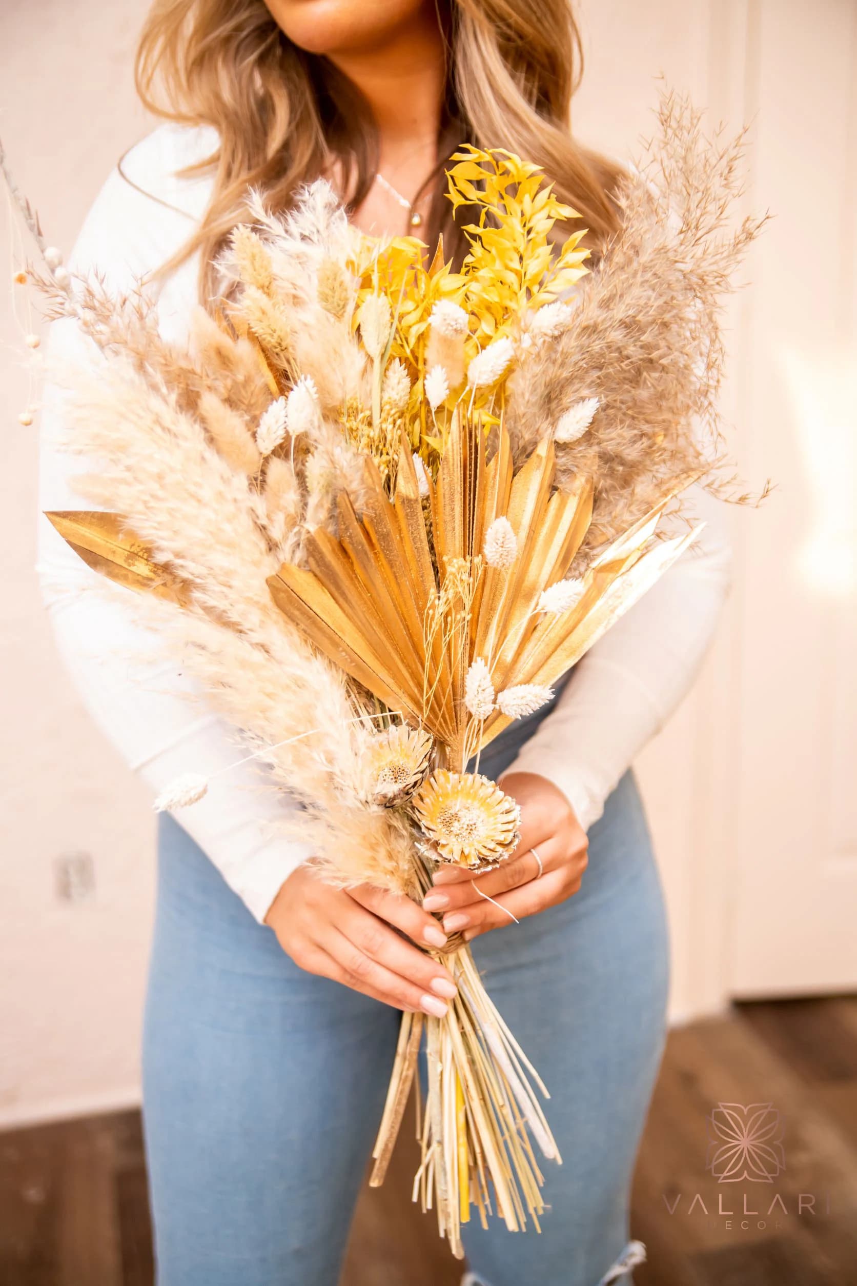 Dried Sunshine Gold Palm Sun Floral Pampas Bouquet/25"/Palm Spades/Reed/Dried Pampas/Pampas Bouquet Decor/Boho Pampas/Bouquet/Bunny Tail