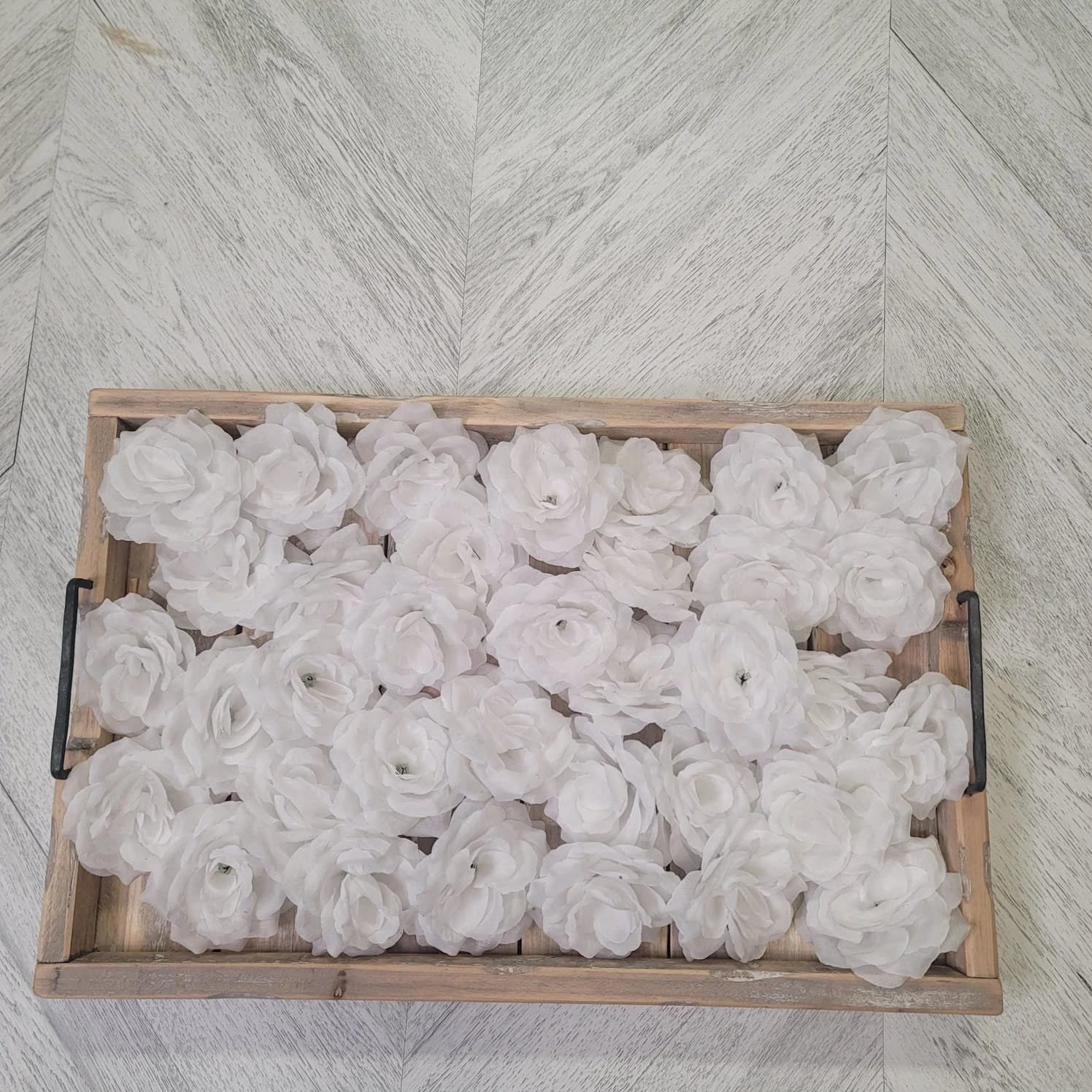 PURE WHITE Loose Open Rose Floral/20pc/50pc/100pc/Loose Florals/DIY/Wedding decor/Floral decor/Event decor/Floral wall panel/Flower wall