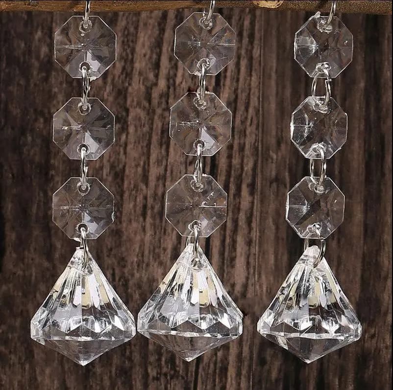 10 Pcs Acrylic Pendants/Crystal look/Hanging Garlands/ Pendants with Chain/ Clear Gems / Christmas Ornaments/ Centerpiece Jewels