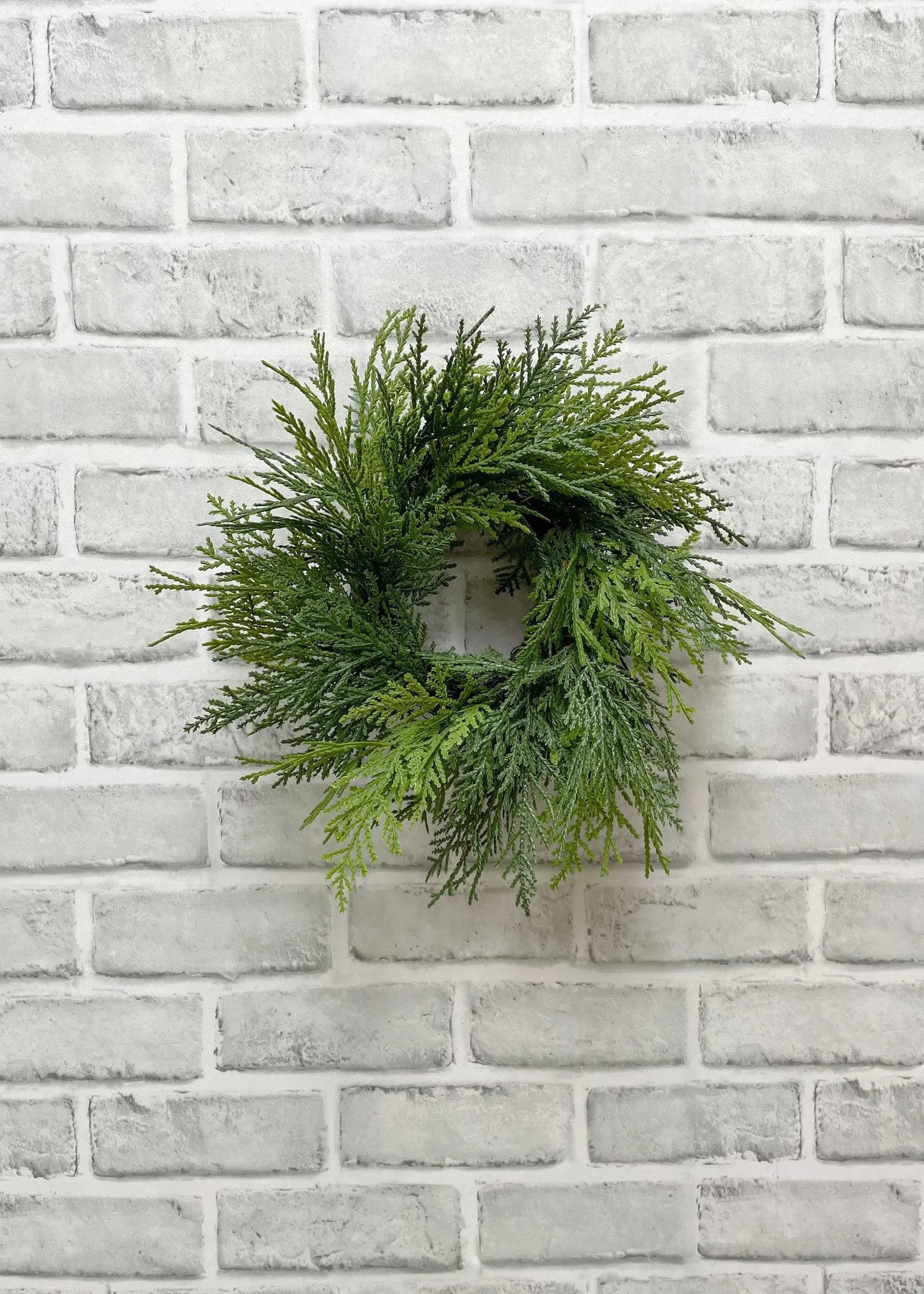 10" Fresh Touch Northern White Cedar Wreath/Garlands/Wedding Centerpieces/Home Decor/Faux Vines/Silk Vines/Garlands