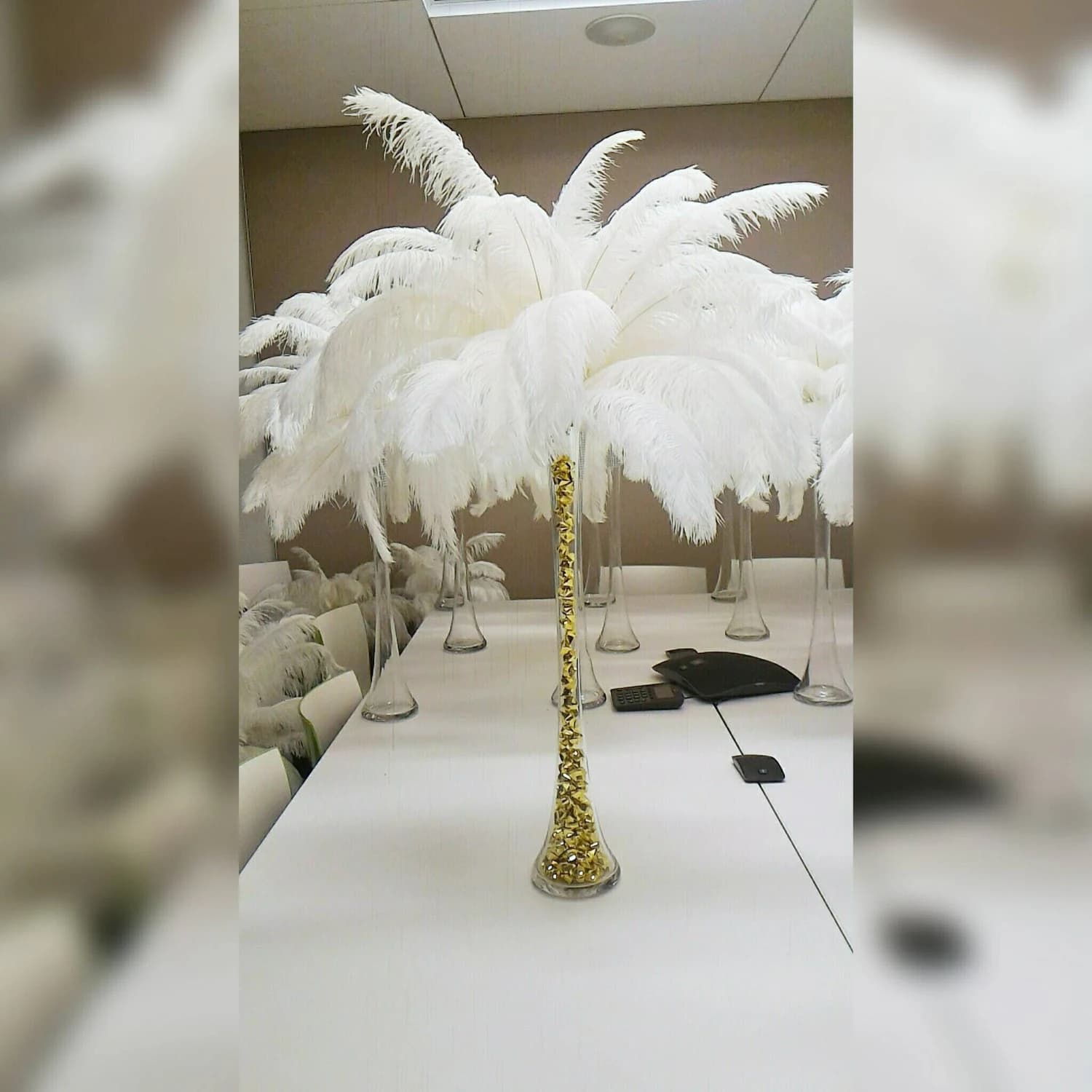 Gold Bling Ice Crystal Ostrich Feather Centerpiece for Weddings/Birthday/Holiday parties/Great Gatsby/ Roaring 20's/Hollywood Glam Themes