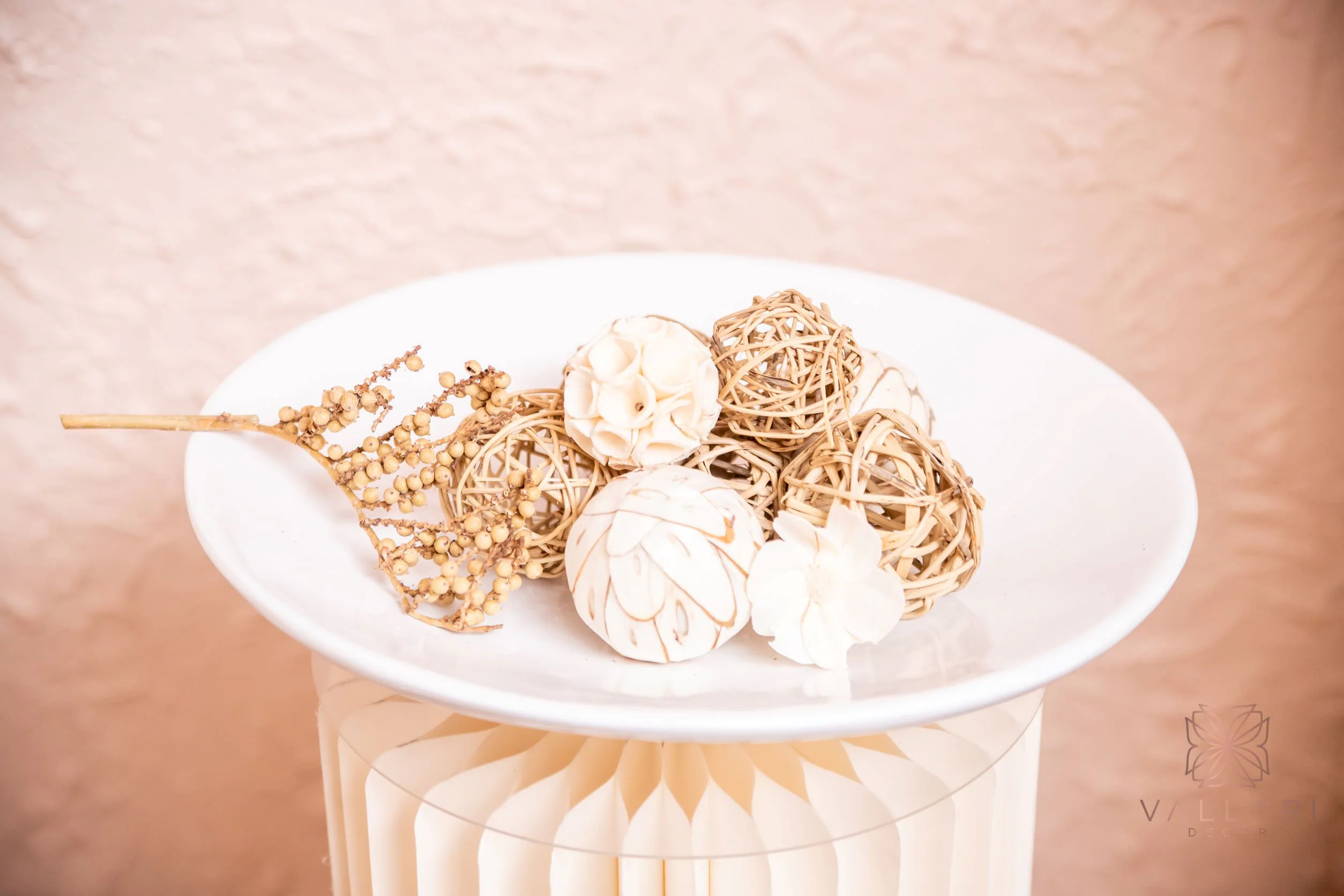 Deco Balls Assorted Colors, 6 Decorative Balls, Rustic Decor Ideas, Rustic Bawl Filler, Wicker Decoration,  Rustic Table Decor