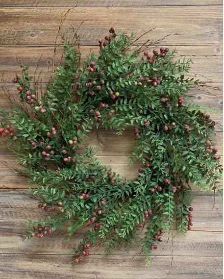 24" Nandina Wreath With Berries/Green Artificial Wreath/Green Wreath/Natural Looking Wreath/Outdoor Wreath/Green Outdoor Wreath/Green Leaf