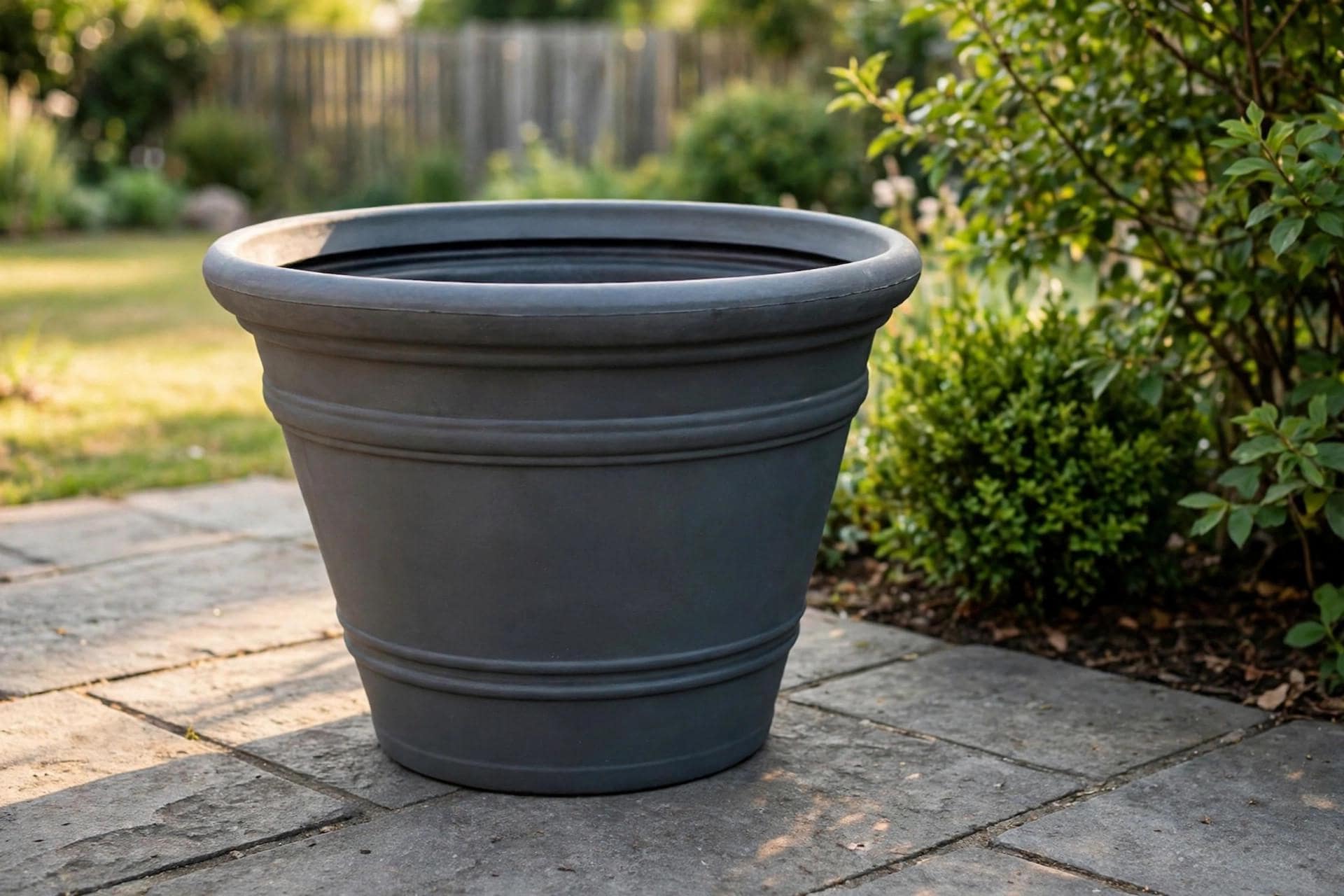 Eco Plastic Pienza Pot Slate 24x17.8 Inch | Large Classic Flowerpot | Lightweight Garden Planter