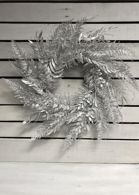 24" Silver Sparkle Lace Fern Huckle Berry Wreath/Green Artificial Wreath/Green Wreath/Outdoor Wreath/Green Outdoor Wreath