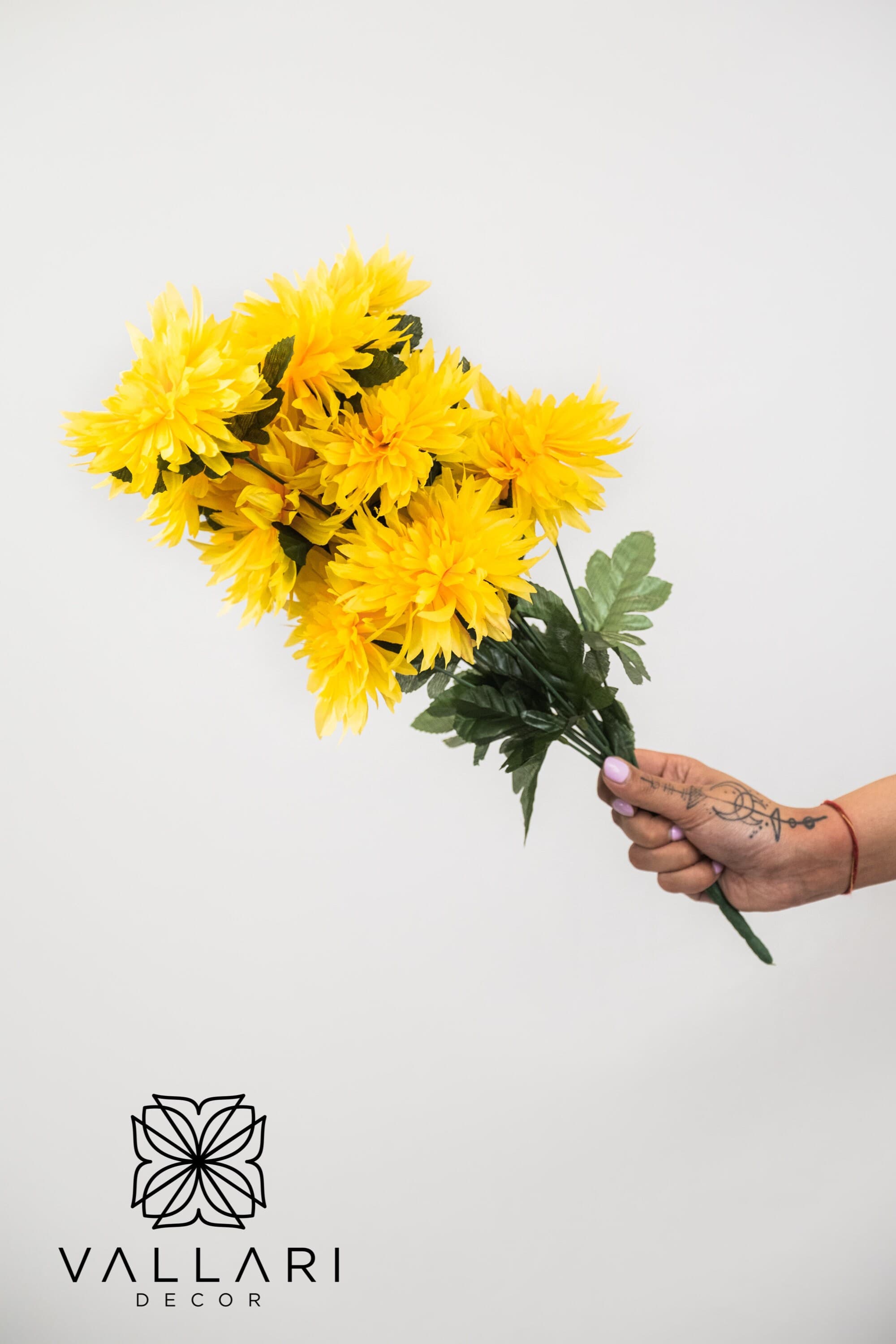 22" YELLOW MUM BUSH Bouquet/Floral Sprays/ Wedding Roses/ White/Greenery Bushel/ Outdoor Wedding Greenery/Centerpiece Decor/Faux Flowers/