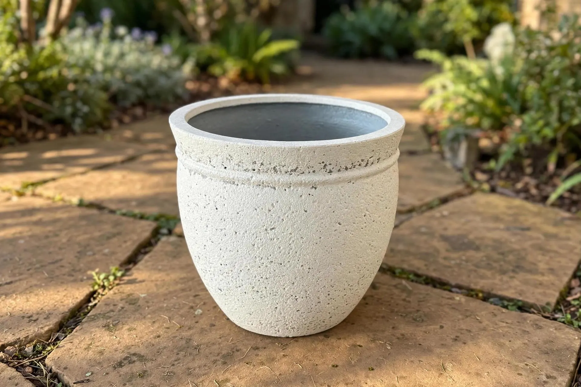 Round Ficonstone Pot Ivory 13x11 Inch | Egg-Shaped Stone-Look Planter | Patio Garden Pot