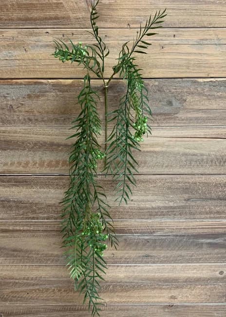 28" Pepperberry Vine/Garland/Green Artificial Garland/Green Garland/Natural Garland/Wedding Decor/Event Decor/Hanging Greenery