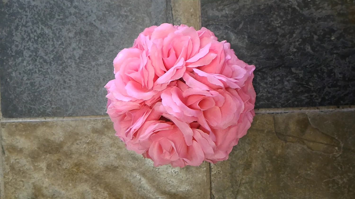 Coral Pink/Blush Rose Flower Ball Pomander Wedding decoration Ball Silk Rose Kissing Ball Faux Flowers/Mutiple sizes/Aisle decor/Centerpiece
