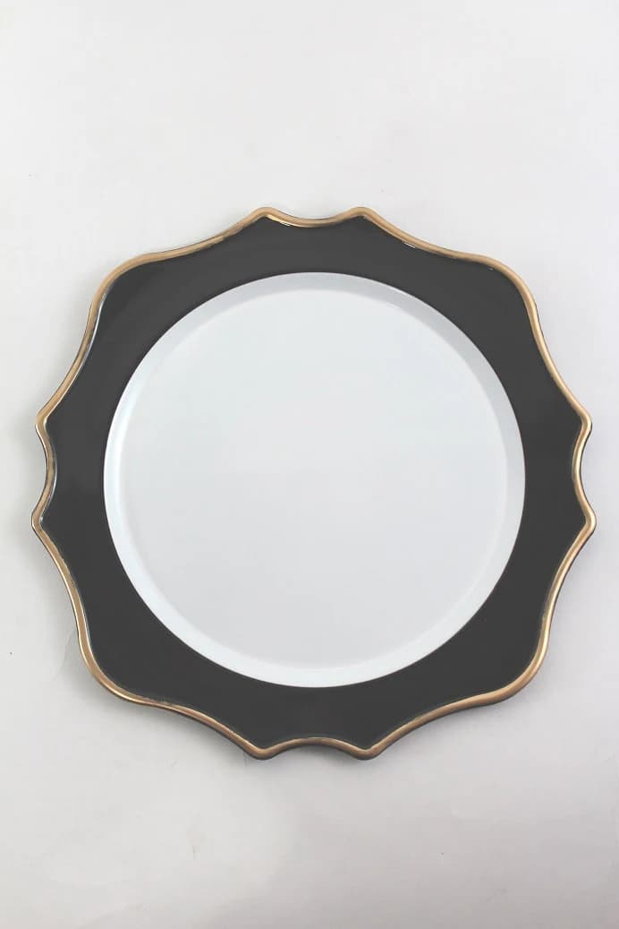 13" Black and Gold Charger Plate/Plates/Wedding Decor/Home Decor/Dinner Party/Antique Theme/Antique Dinner Theme/Gatsby Theme/Dining Decor