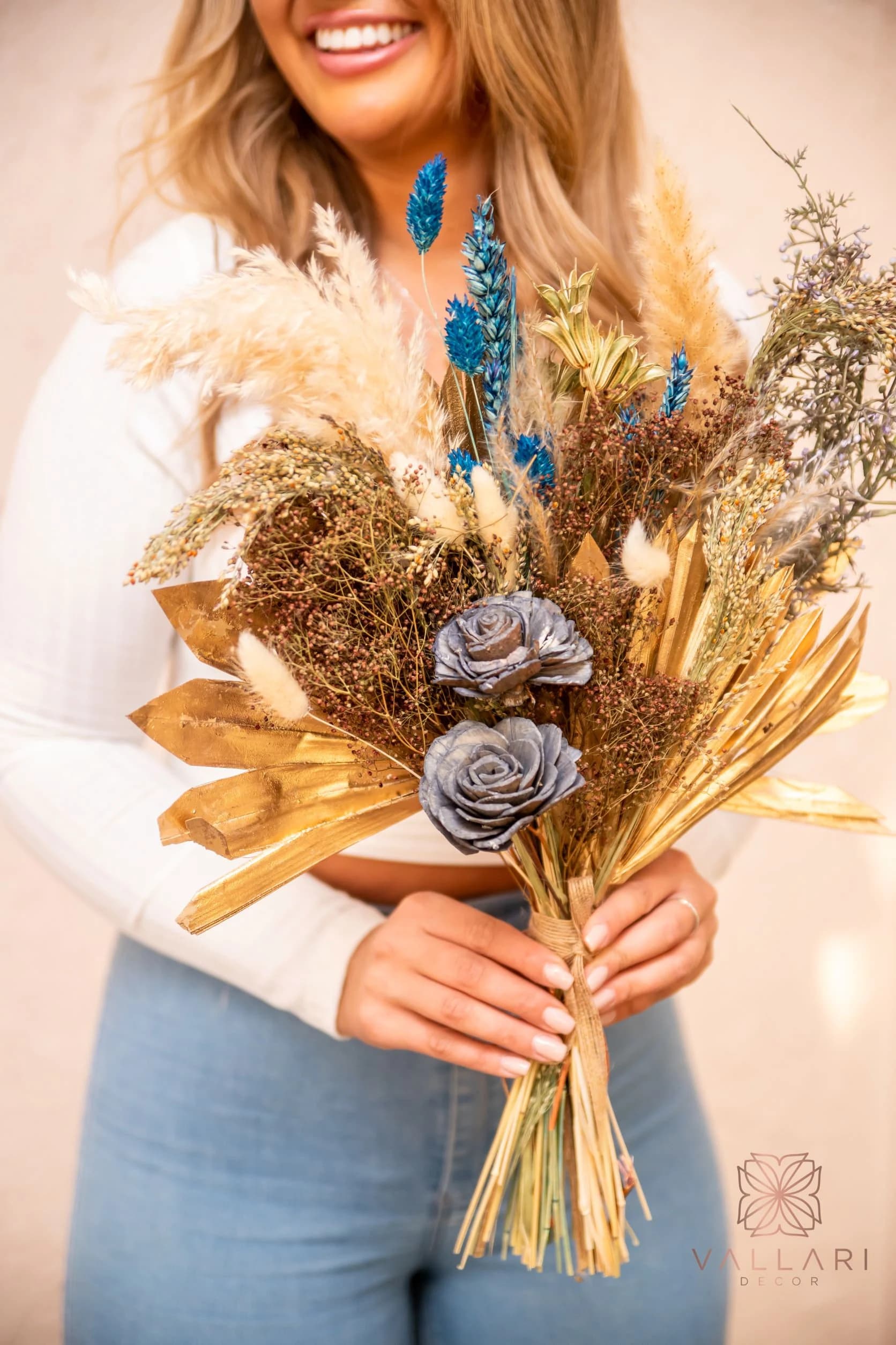 Dried Brown and Gold Floral Pampas Bouquet/25"/Palm Spades/Reed/Dried Pampas/Pampas Bouquet Decor/Boho Pampas/Bouquet/Bunny Tail